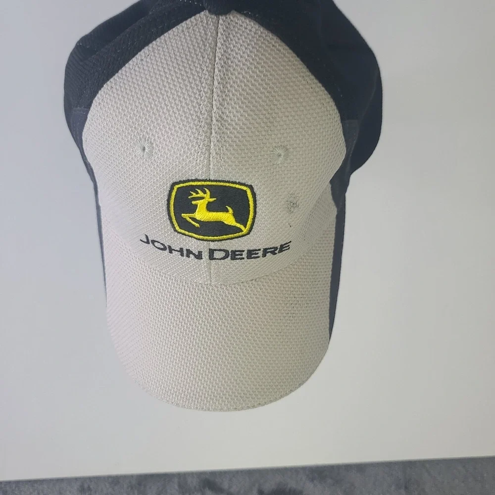 John Deere Men's Classic‎ Cap 100% Cotton, one size fits most